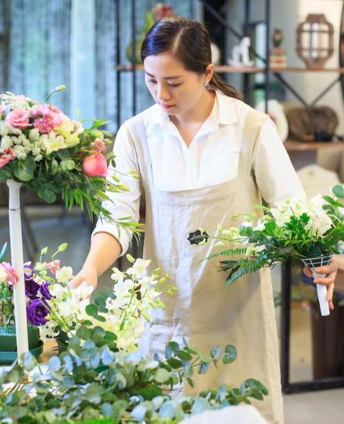 如何夸赞花艺师的话语? 夸赞花艺师的句子!