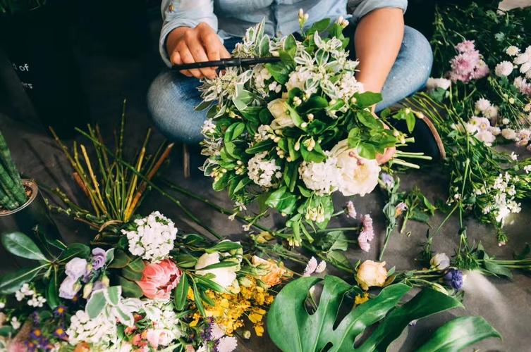 如何追花艺师的梦想? 如何追花艺师的梦想呢!