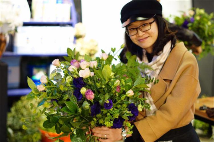 花艺师在花店如何销售花草? 花艺师在花店如何销售花草种子!