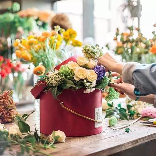 十堰花艺师工资待遇如何? 十堰花艺师工资待遇如何啊!